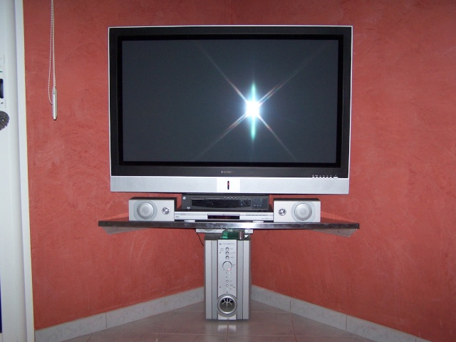 [Conseil Brico] conseil pour installer une TV écran plat 100_6510