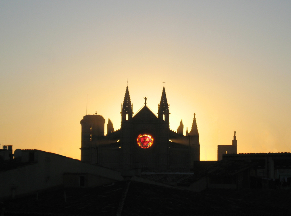 Así es Mallorca - Espectacular 8 de luces en la Catedral 03_02l10