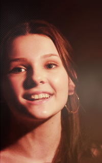 (F) ★ Abigail breslin ou Maisie Williams ㄨ Amy Lynd - population D3 42-24510